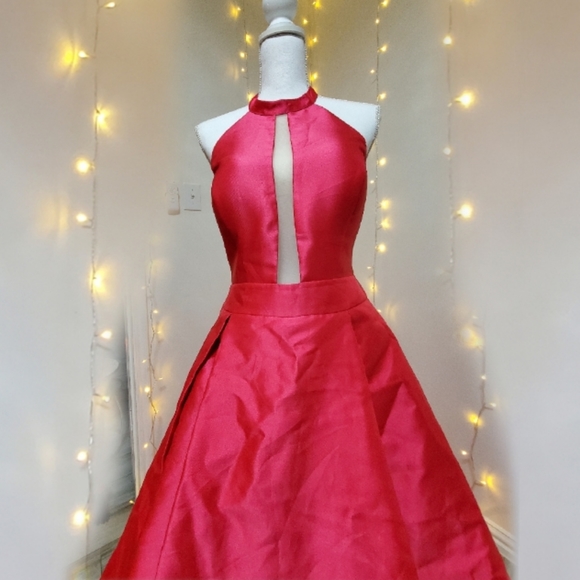 Pink formal dress ๐ - Picture 4 of 6